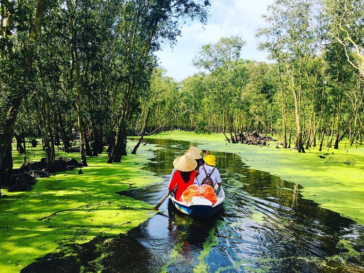 diem-den-du-lich-chinh-phuc-mui-ca-mau-cot-moc-thieng-lieng-cua-to-quoc-326