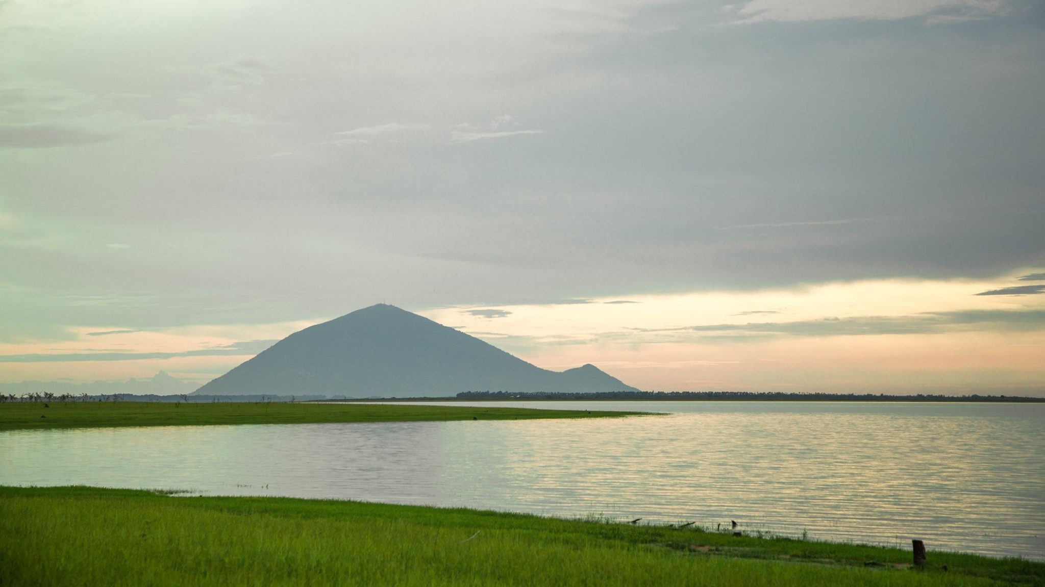 diem-den-du-lich-du-lich-tay-ninh-diem-den-ly-tuong-voi-thien-nhien-va-van-hoa-dac-sac-291